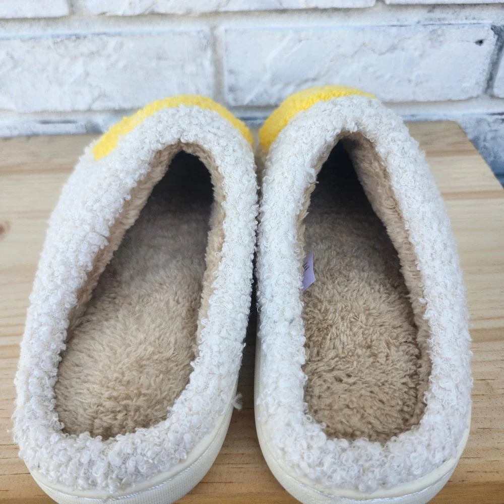 Kids Smiley Face Fuzzy Slippers Size‎ S (5–6) Cream Yellow